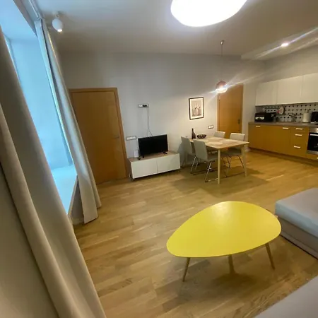 Living Jaksto Place Apartment