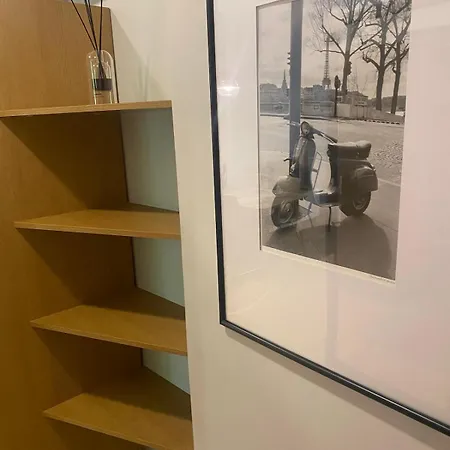 Apartment Living Jaksto Place *